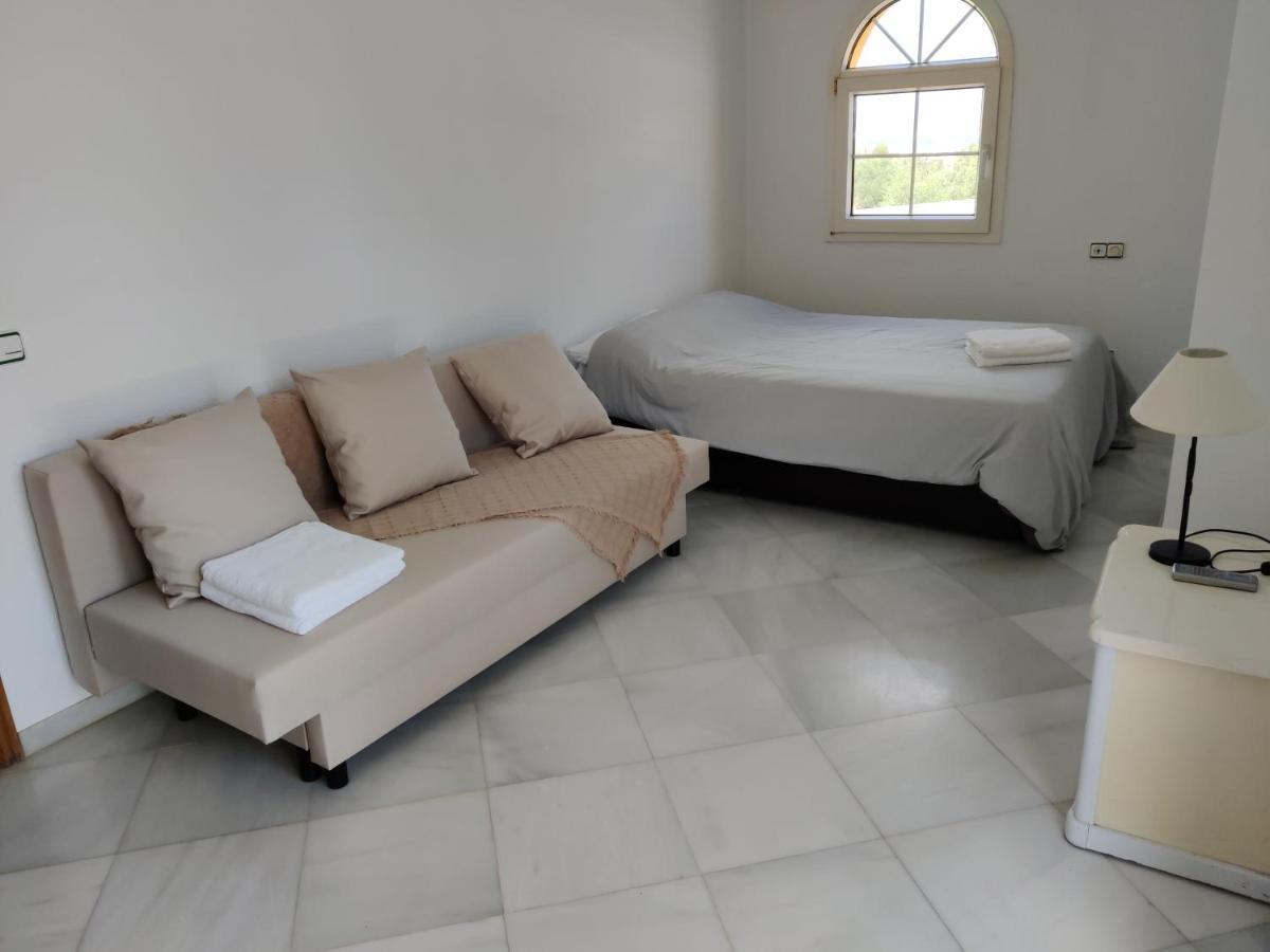 Villa Grande Piscine 5 Min De La Mer Малага Екстер'єр фото